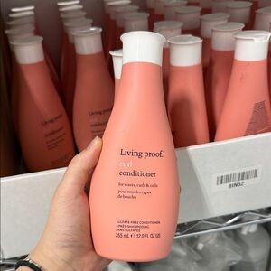 Living Proof Curl Conditioner - Soft Pink